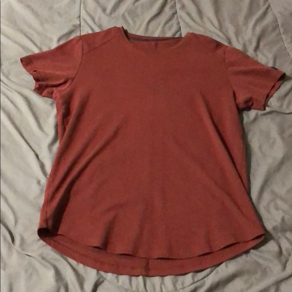 Alphalete Lux Scoop T shirt